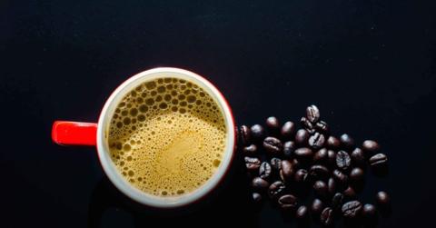 فوائد وأضرار النسكافيه أو القهوة سريعة