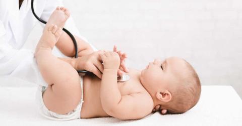 أعراض الكتمة عند الرضع وعلاج صعوبة التنفس