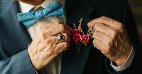 سلبيات الزواج من رجل كبير في السن وهل تنجح