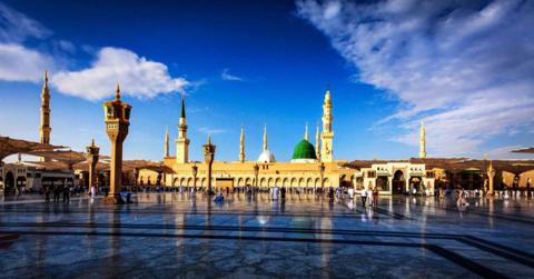 تفسير رؤية المسجد النبوي في المنام وحلم الصلاة